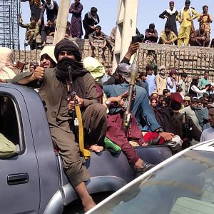 Afghanistan, Taliban reach Kabul as President flees