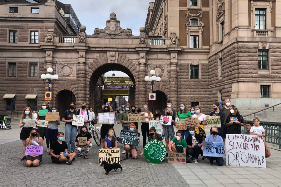 « No excuse » for world leaders on climate change, youth activists say