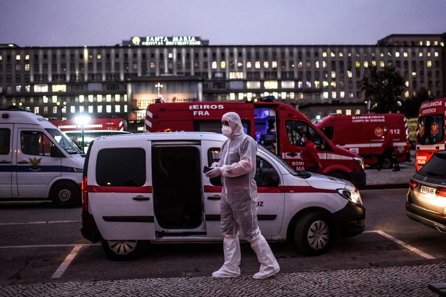 Italy tightens restrictive measures for non-vaccinated people
