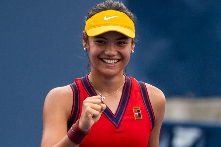 Emma Raducanu becomes first teen to reach US Open Tennis semi finals