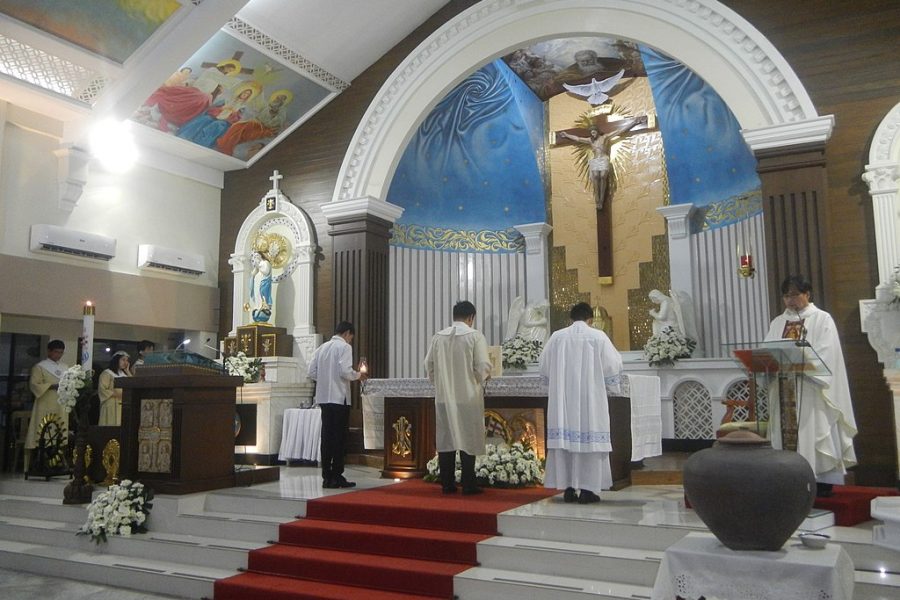 French Church, clergy sexually abused 216,000 children since 1950