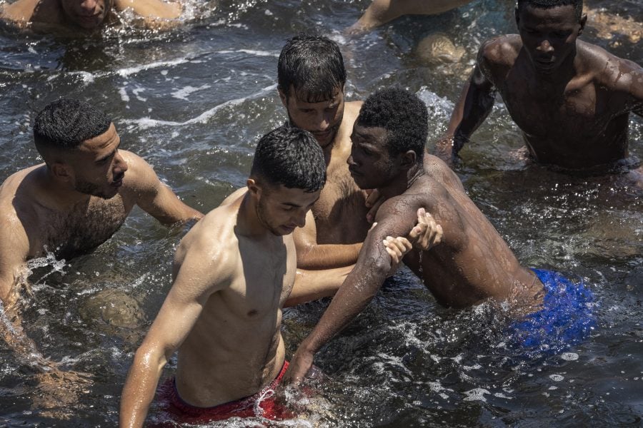 10 Moroccans die while trying to cross the Atlantic Ocean, 24 others rescued