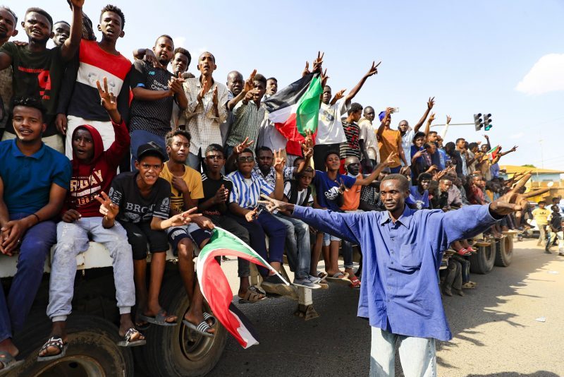 Protestors in Sudan call for the dissolution of transitional government, as political deadlock deepens