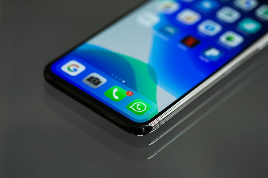 WhatsApp begins end to end encrypting of chat back ups