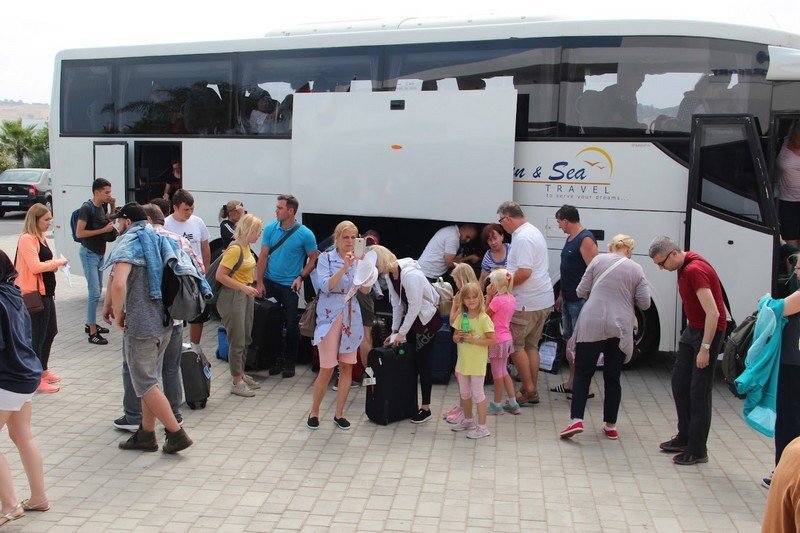 Report flags common tourist traps in Morocco, says most visits remain safe and positive