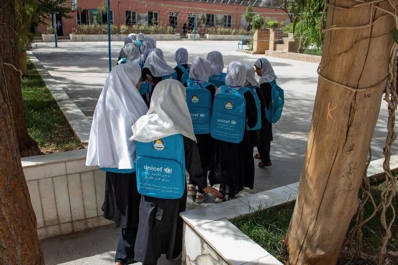 200 mln schoolchildren in danger of dropping out in future emergencies, UNICEF finds