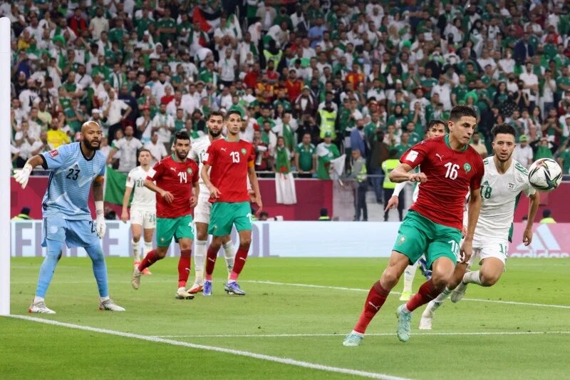 Penalty kicks qualify Algeria to the semi-finals in FIFA Arab Cup at the expense of Morocco