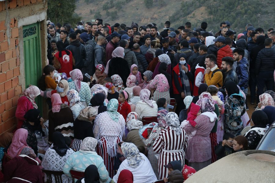 Algerians, International community express solidarity for Moroccan boy stuck in well for 4th day