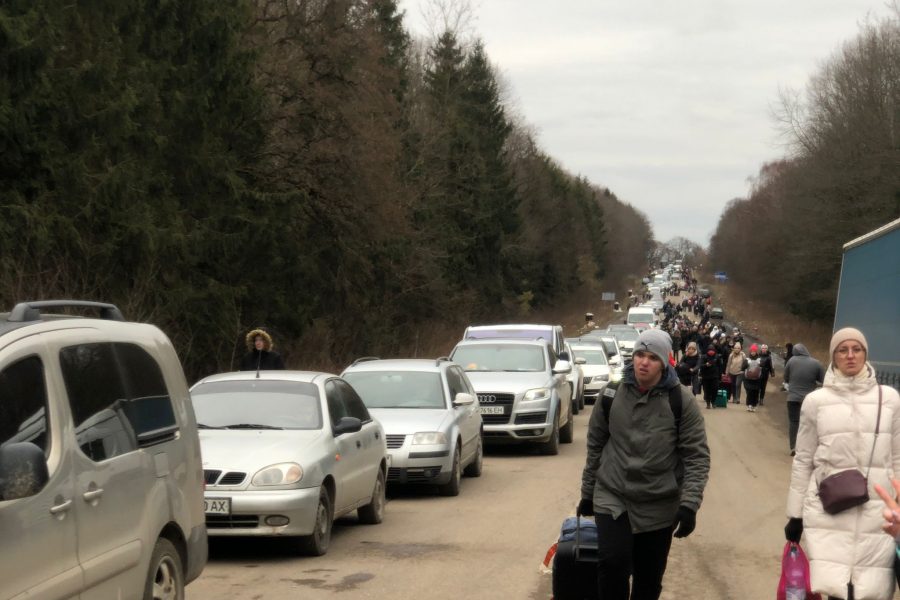 Moroccans across Europe unite in solidarity to help fellow citizens amid Ukrainian crisis