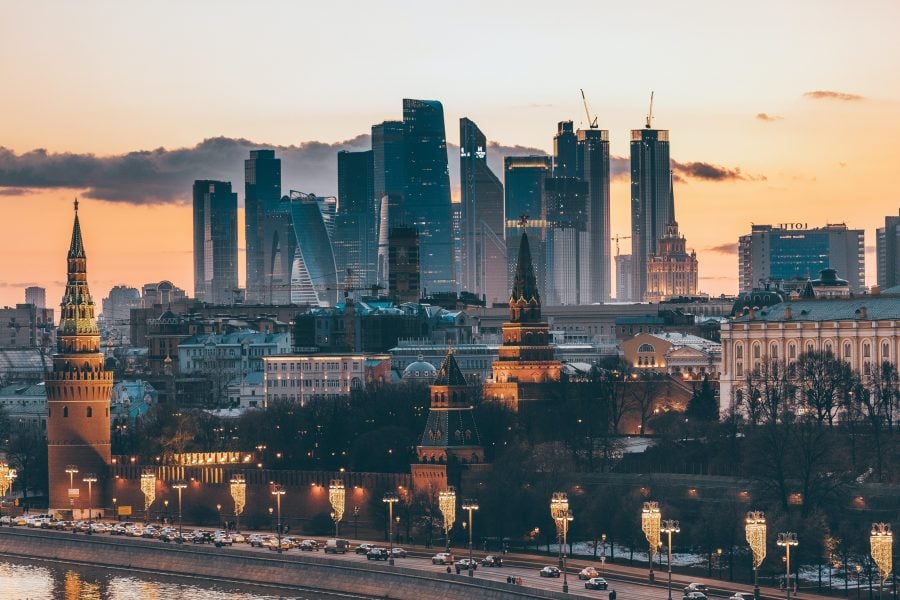G7 to Moscow: sanctions would have 'massive' impact on Russia