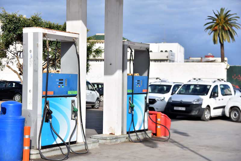 Over 30 countries use oil reserves in a bid to lower prices