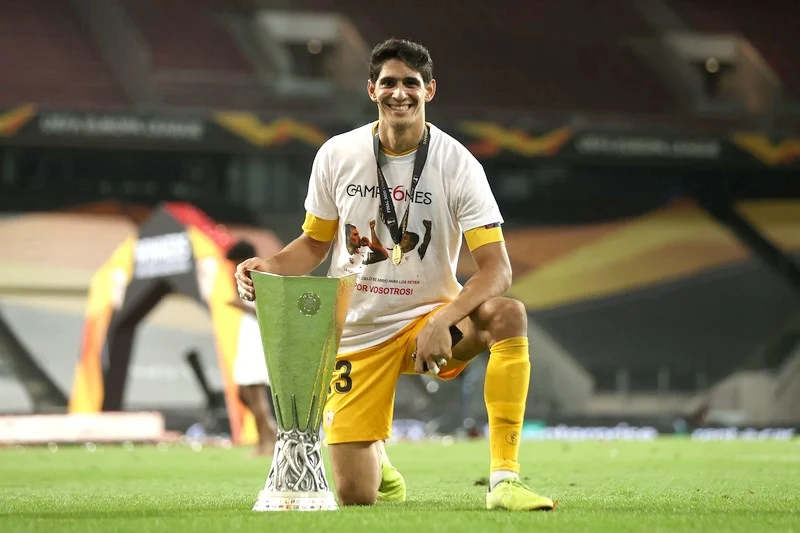 “I am happy to renew my contract with Sevilla club,” Goalkeeper Yassine Bounou