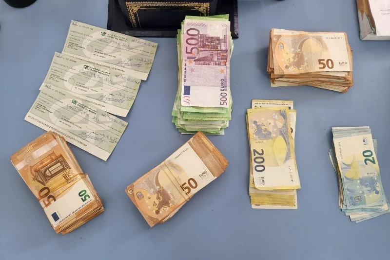 Tangier customs thwart importation of unauthorized foreign currency, and checks