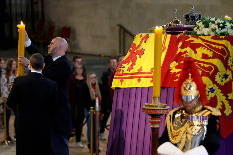 Prince Moulay Rachid arrives in London to represent King Mohammed VI at Queen Elizabeth II's funeral