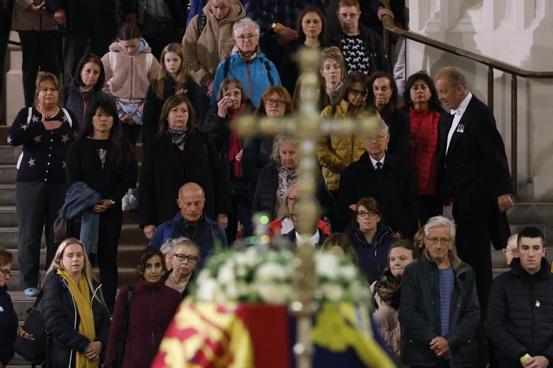 Queen's coffin carried into Westminster Abbey for state funeral