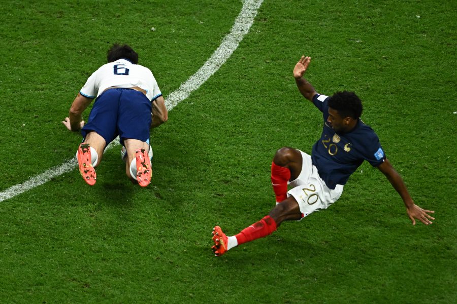 France beat England to reach World Cup semi-finals