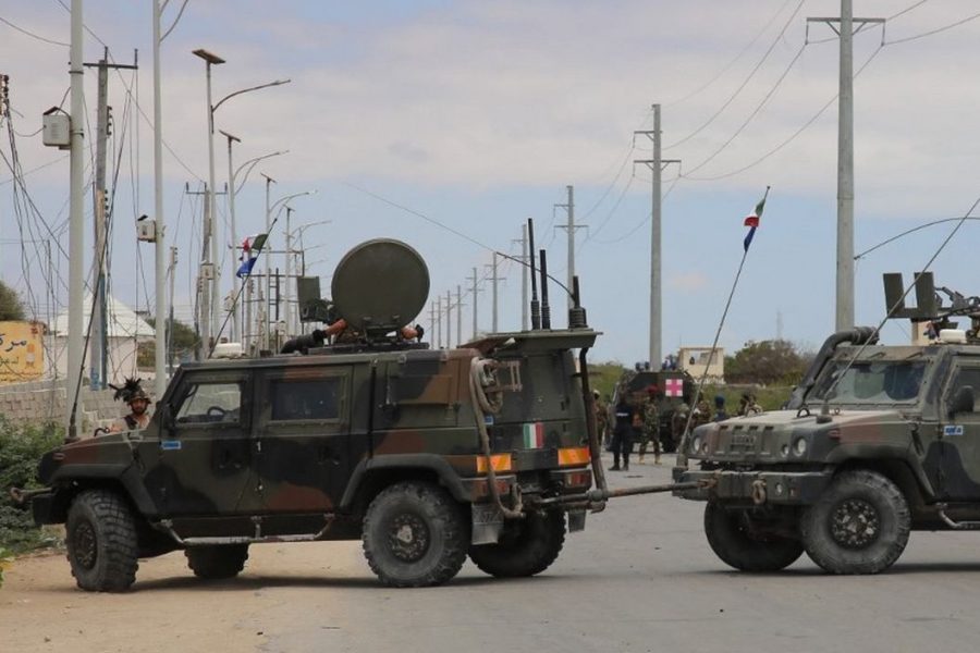 Nine killed in central Somalia car bombings
