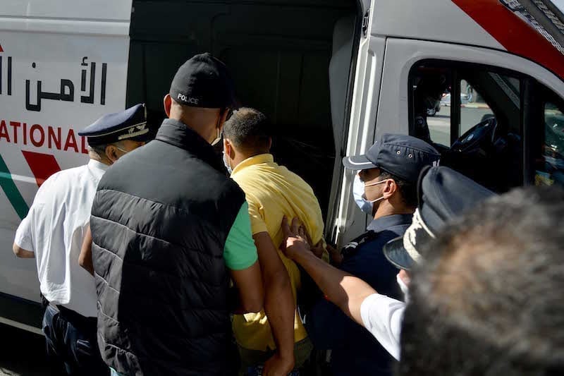 Settat: Authorities arrest Imam for fraud, homosexuality