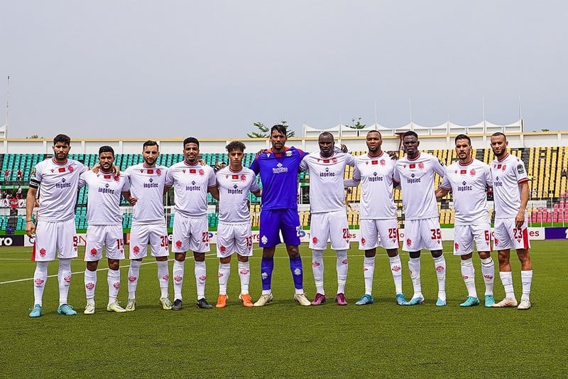 Wydad airplane forced to make emergency landing in Gabon