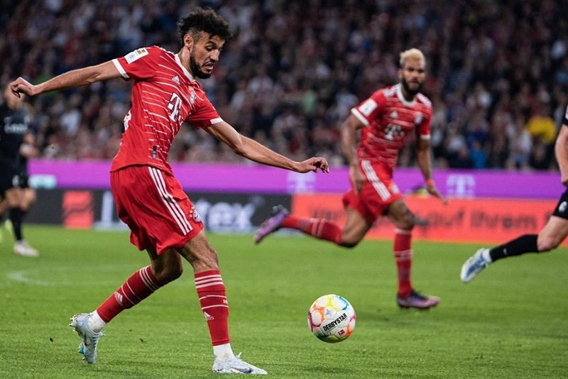 Noussair Mazraoui under fire from Bayern fans after showing support for Aboukhlal