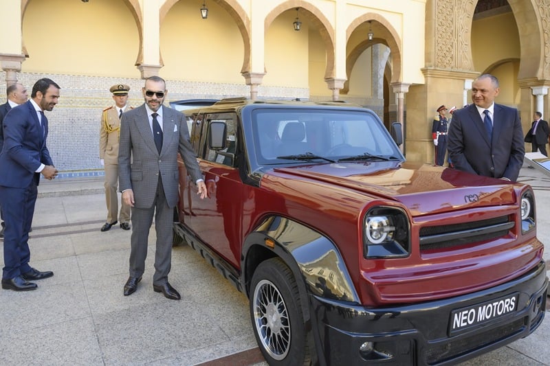 King presents first model of Moroccan car brand, prototype of hydrogen vehicle