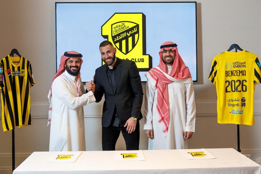Benzema officially signs with Saudi Jeddah Ittihad
