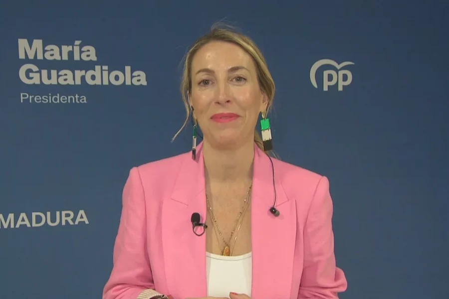 Extermaduran leader promises to exclude VOX of the government