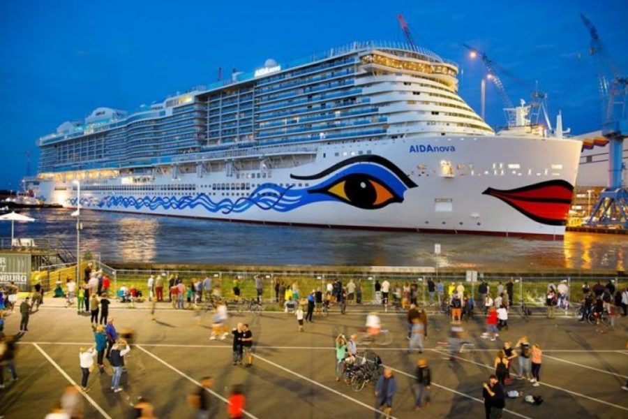 Amsterdam bans cruise ships to restrict tourism, curb pollution