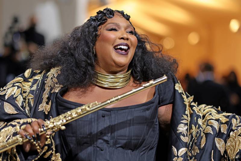 Lizzo gets sued for sexual harassment