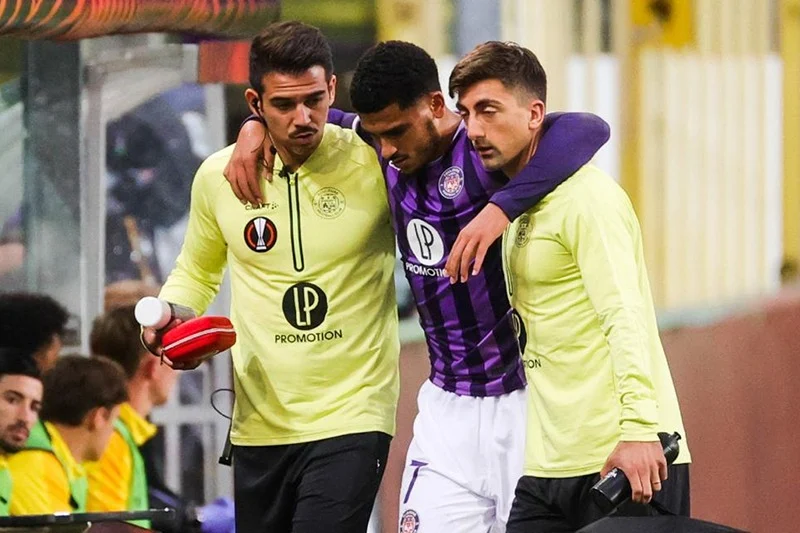 Zakaria Aboukhlal's surgery deemed successful, player to remain on leave until end of season