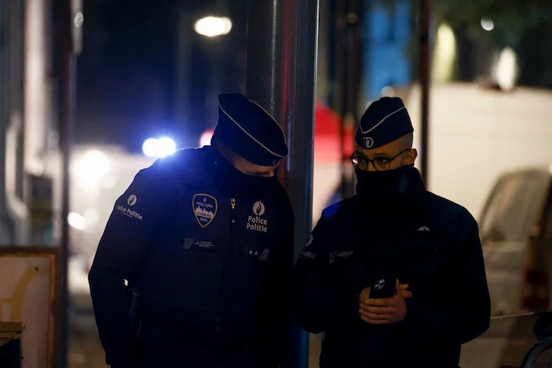 Brussels shooting suspect dies after shot by police