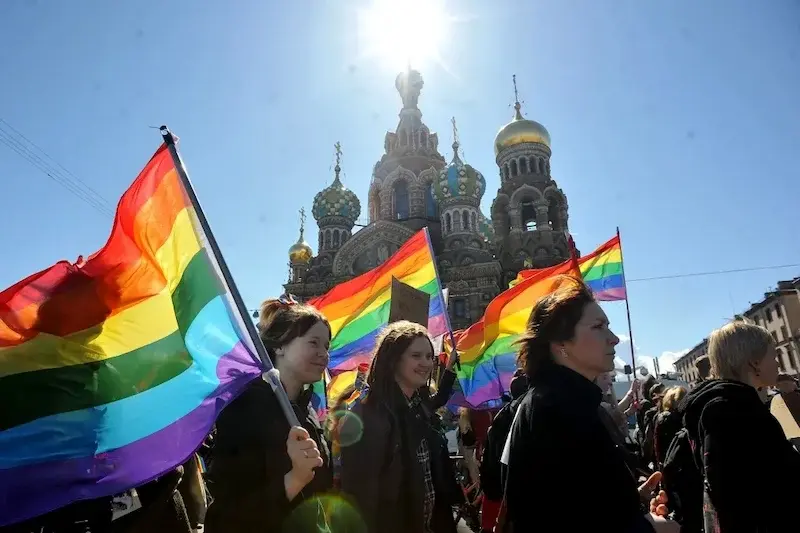 Russia fines seven people for "looking too gay"