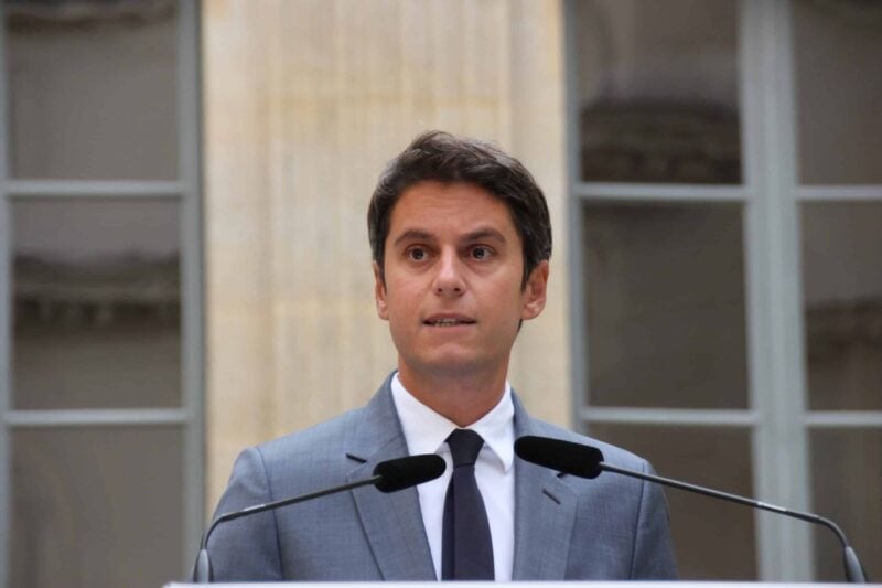 New French PM chooses cabinet after Macron promotion