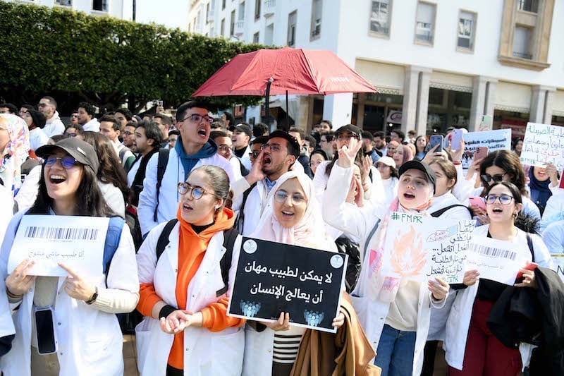 Pharmacy and dentistry students await Akhannouch’s solutions after lengthy boycott