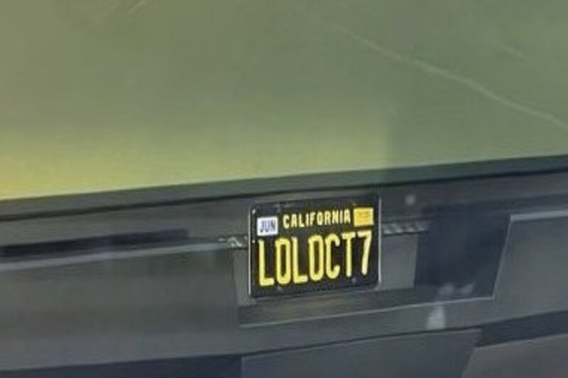 Truck license plate in California reading “LOLOCT7” sparks controversy