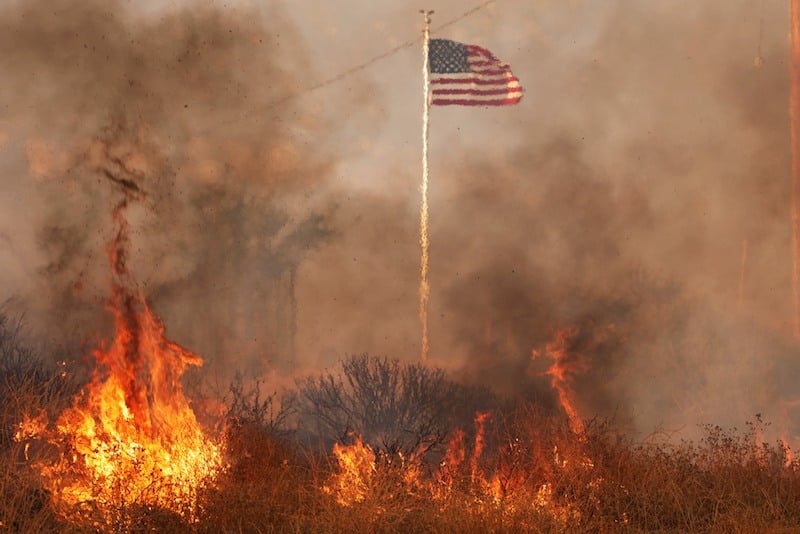 Arson suspect arrested as US northwest battles wildfires