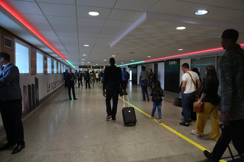 Exchange Office investigates Moroccans' 'excessive' spending abroad