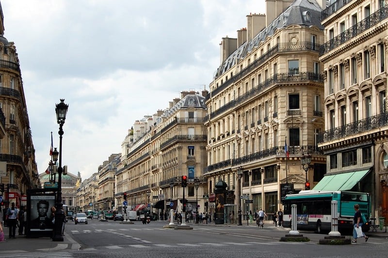 Moroccan businessmen linked to Paris property deals via Caribbean tax havens