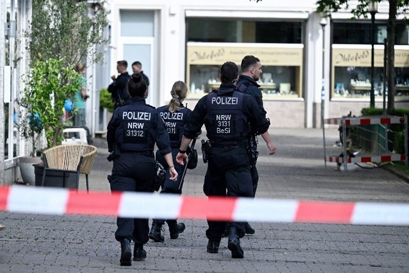 German police dismantle 'extremist network'