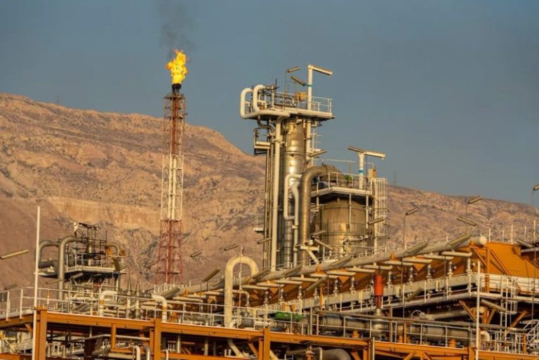Brent extends losing streak as Gulf equities fall and Egypt drops