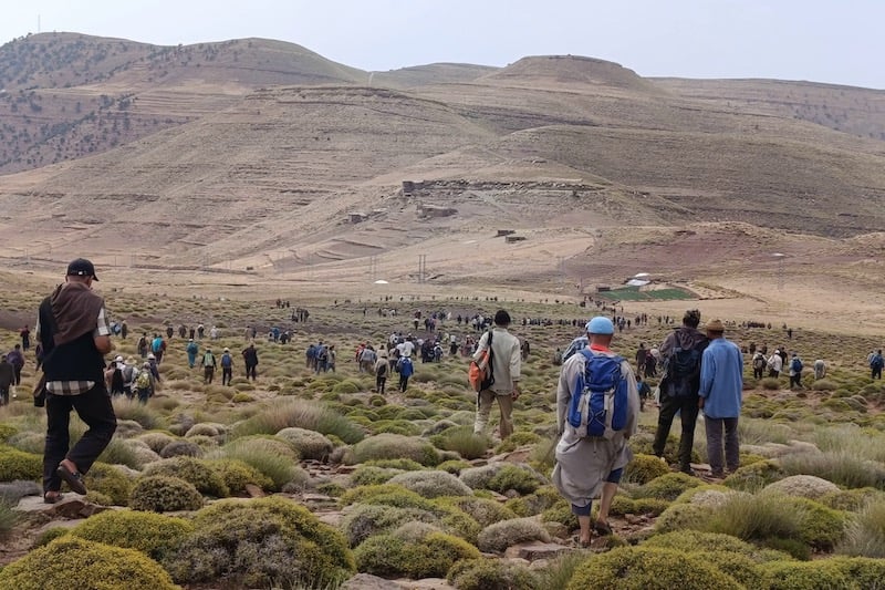 Taounate locals march on foot to Fes over water shortages, demand for a health center and better roads