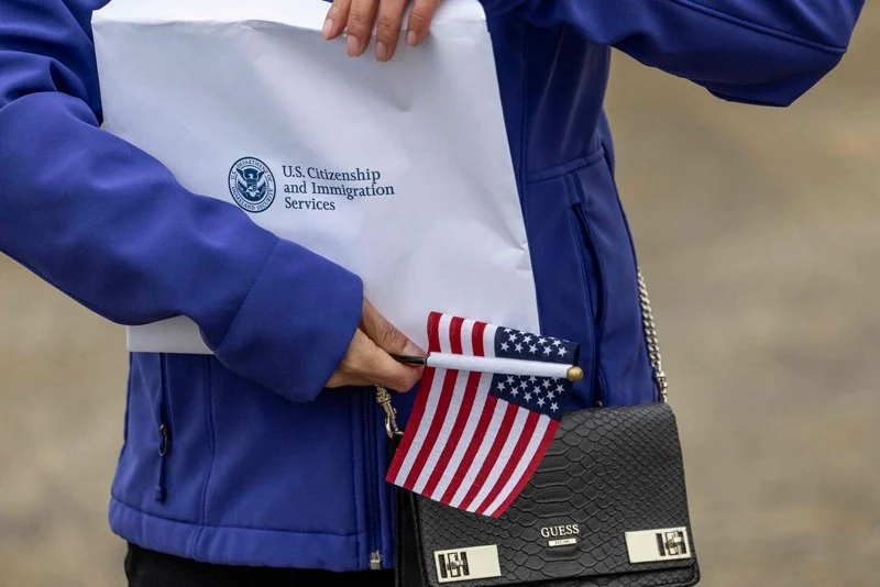 Moroccan DV-2025 winners sound alarm over interview delays at US consulate in Casablanca