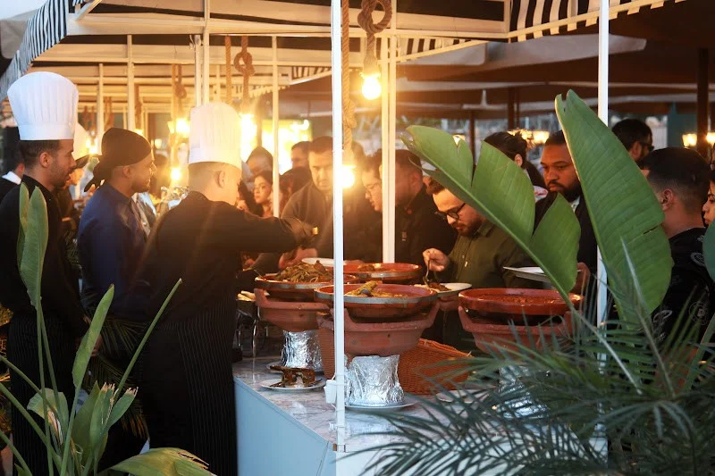 Consumer groups warn against street food as heatwave raises food poisoning risks