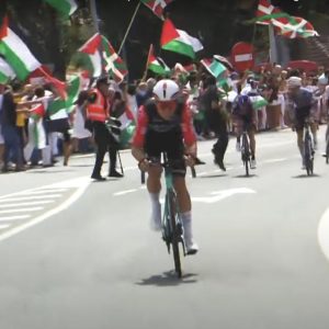 Op-ed: From La Vuelta to Camp Nou, why peace matches fall short