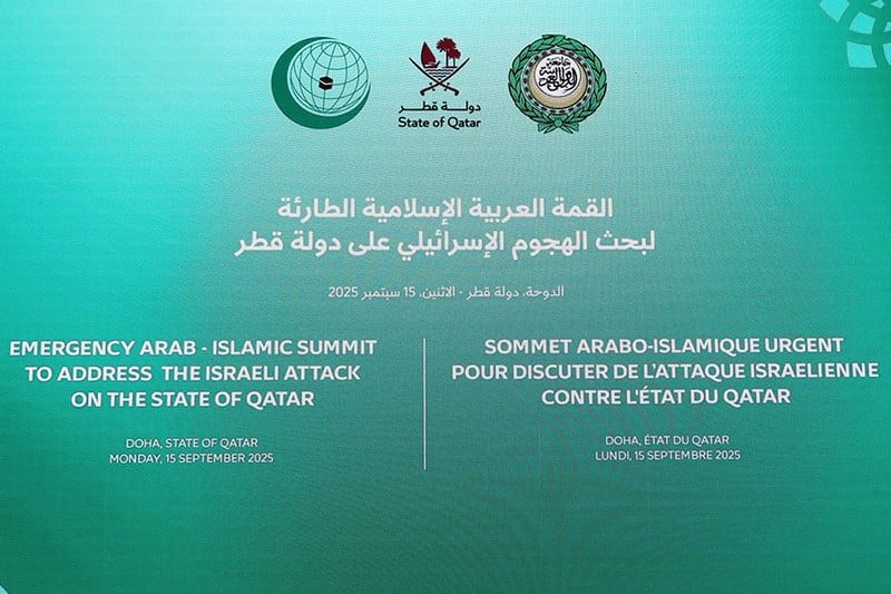 Arab-Islamic Emergency Summit Supports Role of Al-Quds Committee Chaired by King Mohammed VI