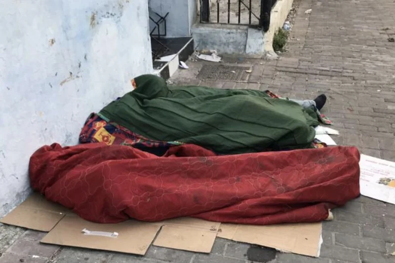Authorities in Al Hoceima move homeless into shelters amid snow and freezing temperatures