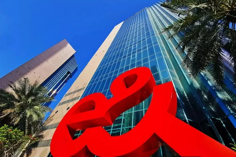 e& hits record profit and subscriber growth as group prepares CEO handover