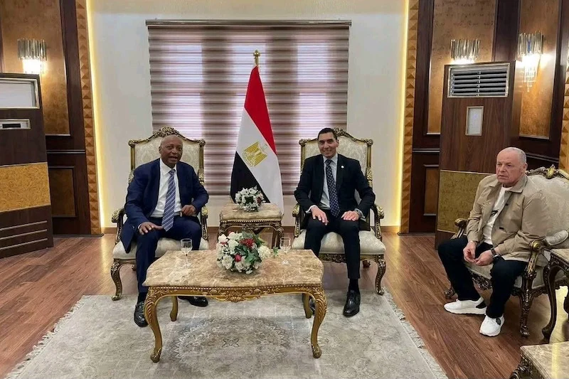 Egypt sports minister meets CAF president ahead of executive committee talks
