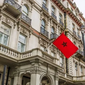 Moroccan embassy in Paris condemns desecration of national flag, files legal complaint 