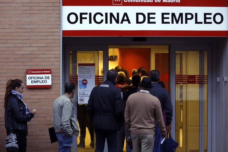Moroccans file second-largest share of Spain regularization applications